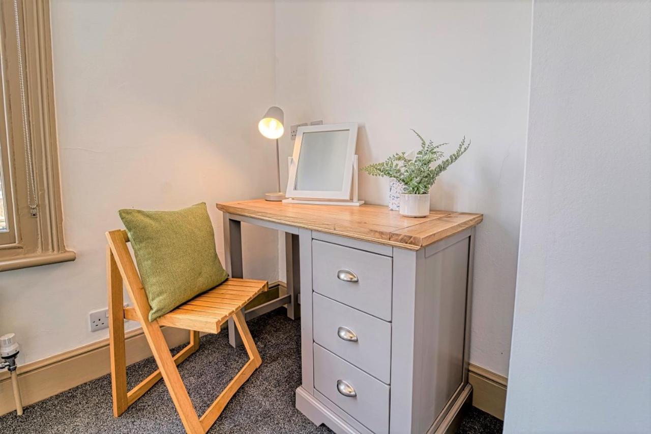 Host & Stay - Upper Tything Apartment Worcester Bagian luar foto